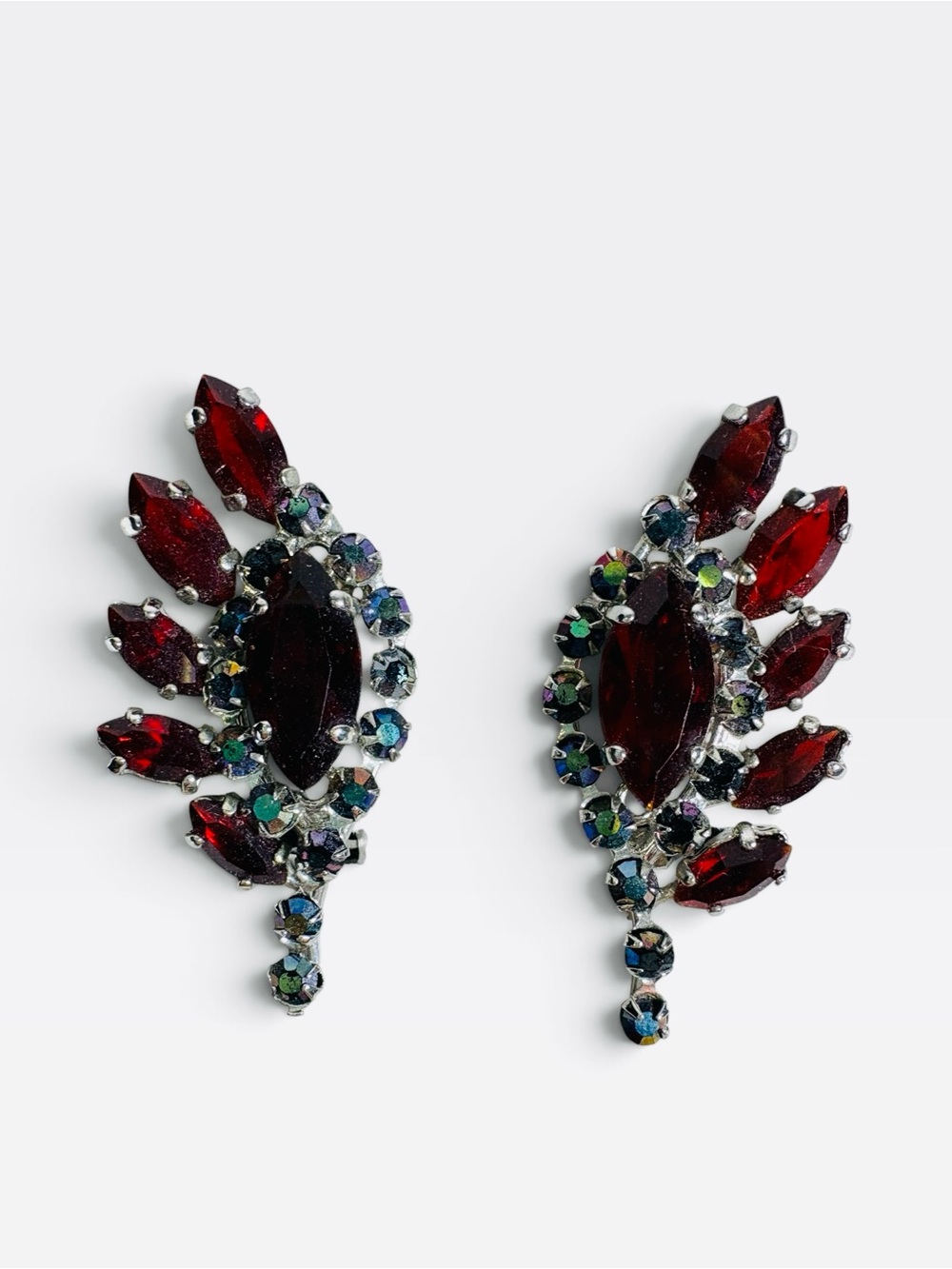 Christian Dior VTG 1958 Iridescent Ruby Red Wing Feather Clip On Earrings Signed